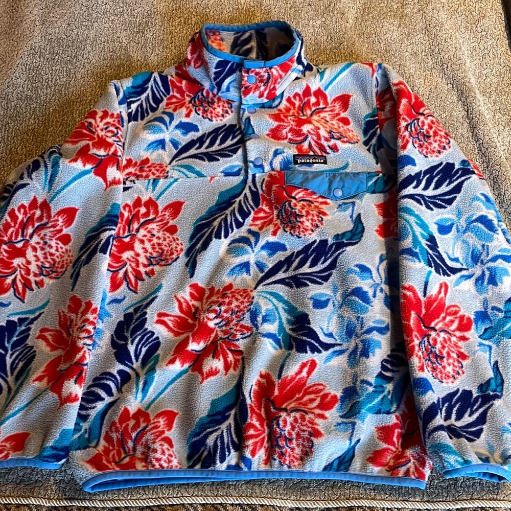 Patagonia synchilla fleece size small